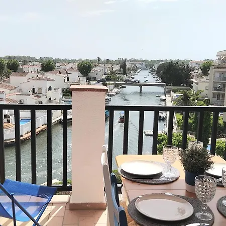 Vue Exceptionnelle Sur Les Canaux - Wi-fi Fibre Debit * Empuriabrava