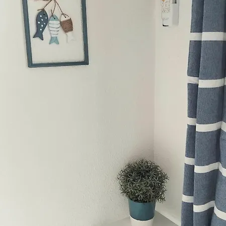Vue Exceptionnelle Sur Les Canaux - Wi-fi Fibre Debit * Empuriabrava