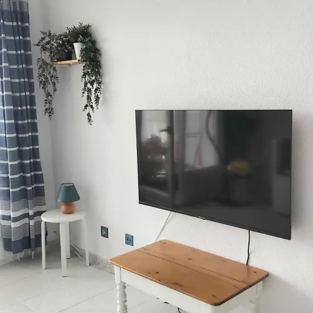 Vue Exceptionnelle Sur Les Canaux - Wi-fi Fibre Debit * Empuriabrava